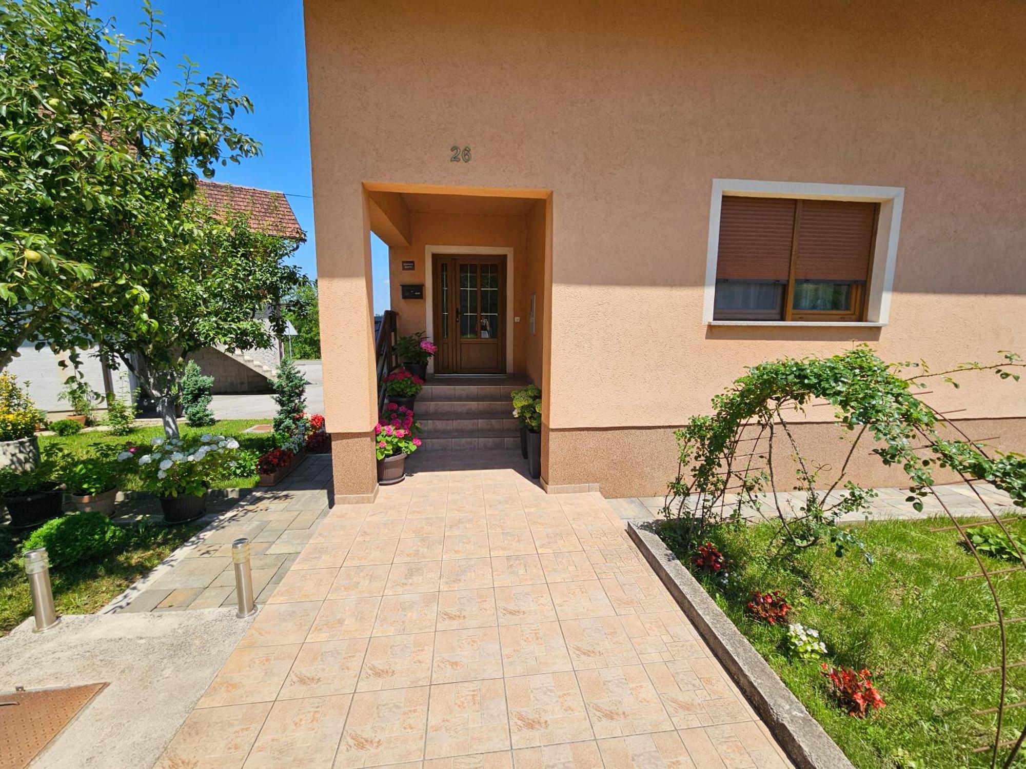 Apartment Majetic Gornji Vaganac Exterior photo